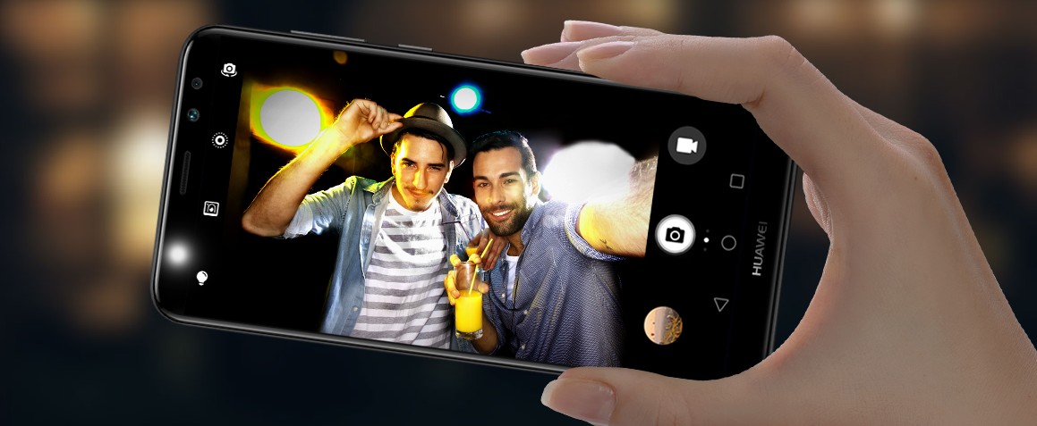 Duální selfie kamera? Ano, Huawei Mate 10 Lite je fotografická hvězda
